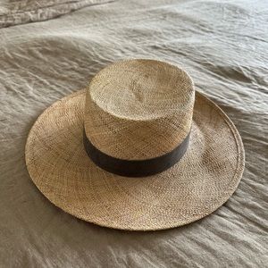 Janessa Leone straw hat GREAT CONDITION